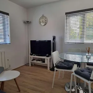 bethnal-green-brick-lane-2-bedroom-apartment.brighton-hotels-england.com/